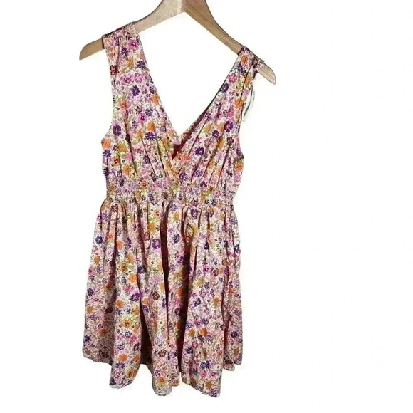 Women's "H&M" Sleeveless Pleated Summer Dress; Size 10 - Picture 1 of 9